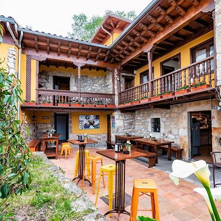 Albergue Santa Marina Buelna 외부 사진